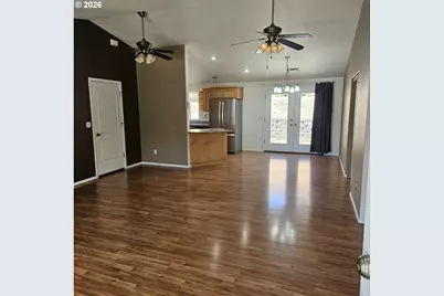 202 NE Plum Ridge Dr, Winston, OR 97496 - Photo 5