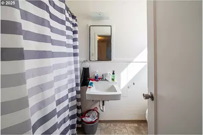 144 176 Reager St, Medford, OR 97501 - Photo 21