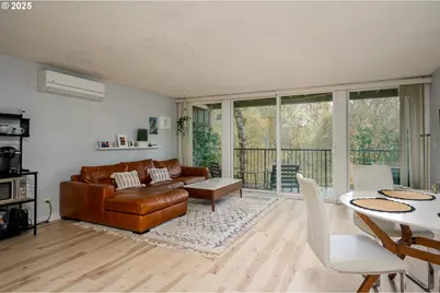 100 Kerr Pkwy #19, Lake Oswego, OR 97035 - Photo 7