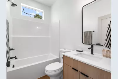 1280 N Farragut St #1, Portland, OR 97217 - Photo 9