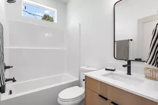 1280 N Farragut St, Portland, OR 97217 - Photo 9