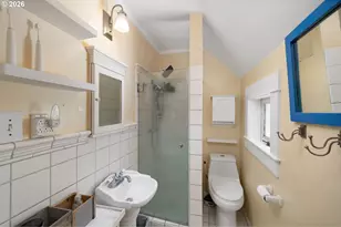 938 Oak St, Lake Oswego, OR 97034 - Photo 23
