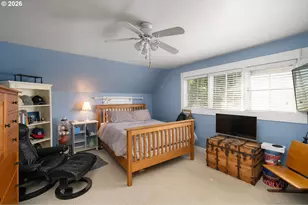 938 Oak St, Lake Oswego, OR 97034 - Photo 25