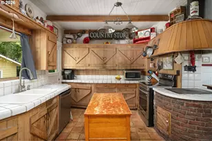 938 Oak St, Lake Oswego, OR 97034 - Photo 7