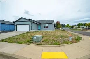 1231 46th Court, Sweet Home, OR 97386 - Photo 3