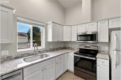 1231 46th Ct, Sweet Home, OR 97386 - Photo 9