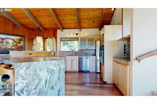 29830 Hound Dog Rd, Gold Beach, OR 97444 - Photo 19