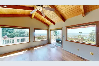 29830 Hound Dog Rd, Gold Beach, OR 97444 - Photo 19