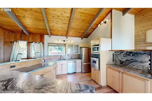 29830 Hound Dog Rd, Gold Beach, OR 97444 - Photo 13