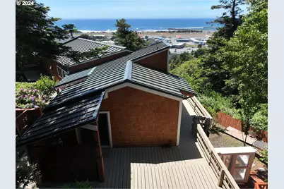 29830 Hound Dog Rd, Gold Beach, OR 97444 - Photo 3