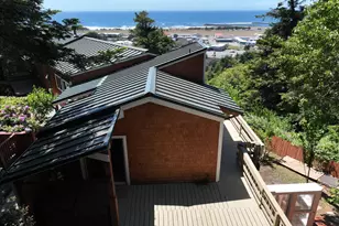 29830 Hound Dog Rd, Gold Beach, OR 97444 - Photo 3