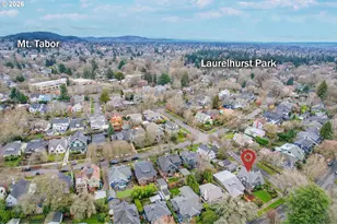 704 NE Hazelfern Pl, Portland, OR 97232 - Photo 47