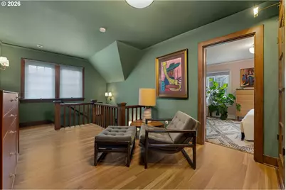 704 NE Hazelfern Pl, Portland, OR 97232 - Photo 21