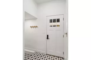 704 NE Hazelfern Pl, Portland, OR 97232 - Photo 31