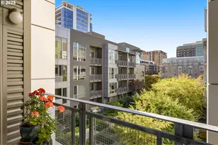 1125 NW 9th Ave, Portland, OR 97209 - Photo 27