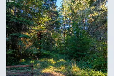 9th St NE #7-10, Bandon, OR 97411 - Photo 5