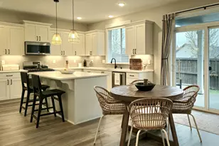 1606 Northeast 172nd Cir, Ridgefield, WA 98642 - Photo 5