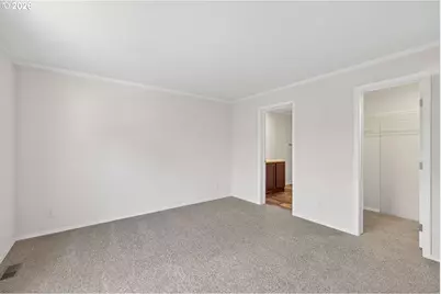 253 E 7th St, Lafayette, OR 97127 - Photo 23