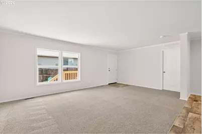 253 E 7th St, Lafayette, OR 97127 - Photo 5
