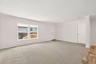 253 E 7th St, Lafayette, OR 97127 - Photo 5