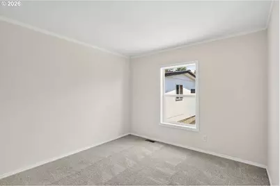 253 E 7th St, Lafayette, OR 97127 - Photo 17