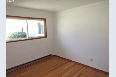 12355 SE Main St, Portland, OR 97233 - Photo 13