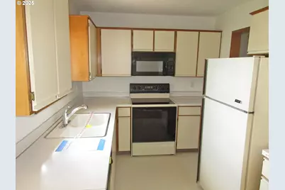 12355 SE Main St, Portland, OR 97233 - Photo 7