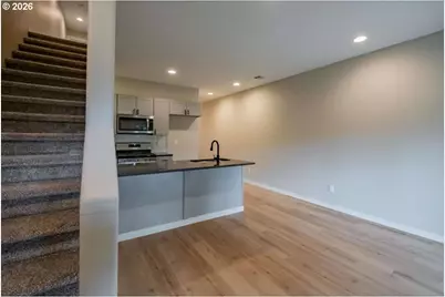 480 S Pine St, Canby, OR 97013 - Photo 11