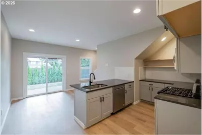480 S Pine St, Canby, OR 97013 - Photo 7