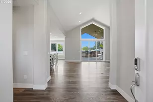 10907 NE 131st St, Vancouver, WA 98662 - Photo 5