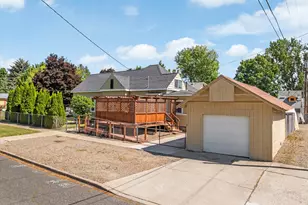 1439 3rd St, Baker City, OR 97814 - Photo 3