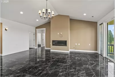 188 Birchfield Pkwy, Onalaska, WA 98570 - Photo 9