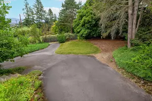 10065 SE Cresthill Rd, Happy Valley, OR 97086 - Photo 3
