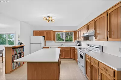 10065 SE Cresthill Rd, Happy Valley, OR 97086 - Photo 17