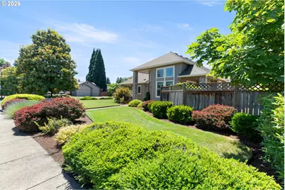 1211 Napa Creek Dr, Eugene, OR 97404 - Photo 3
