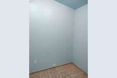 3740 SW Comus St, Portland, OR 97219 - Photo 19