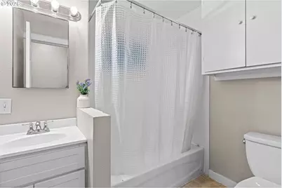 2250 Devos St, Eugene, OR 97402 - Photo 19
