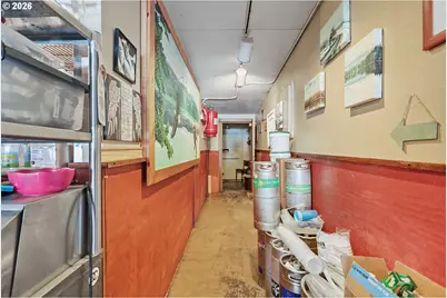 216 W Steuben St, Bingen, WA 98605 - Photo 9