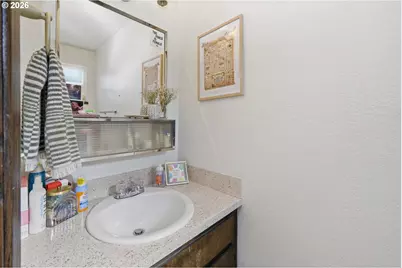 2018 Debra Dr, Springfield, OR 97477 - Photo 15