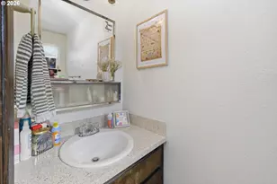 2018 Debra Dr, Springfield, OR 97477 - Photo 15
