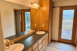 85254 Lorane Hwy, Eugene, OR 97405 - Photo 13