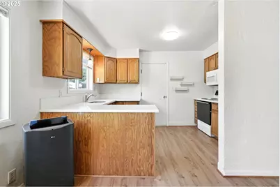 2630 SE 168th Ave, Portland, OR 97236 - Photo 13