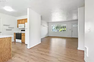 2630 SE 168th Ave, Portland, OR 97236 - Photo 9