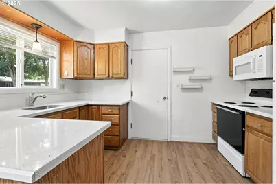 2630 SE 168th Ave, Portland, OR 97236 - Photo 17