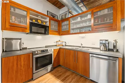 1420 NW Lovejoy St #523, Portland, OR 97209 - Photo 5