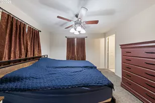422 E 5th St, Lafayette, OR 97127 - Photo 17