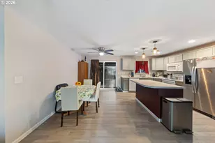 422 E 5th St, Lafayette, OR 97127 - Photo 15