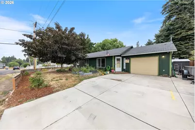 422 E 5th St, Lafayette, OR 97127 - Photo 1