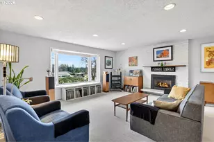 14275 SE Holly View Terrace, Damascus, OR 97089 - Photo 5