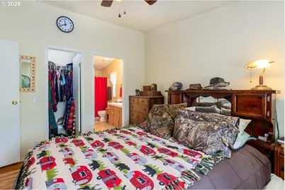 123551 Surveyor Rd, Crescent Lake, OR 97733 - Photo 35